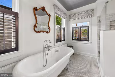 2210 E Pratt Street, Baltimore, MD 21231 - Photo 29