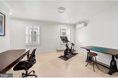2210 E Pratt Street, Baltimore, MD 21231 - Photo 27