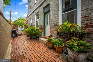 2210 E Pratt St, Baltimore, MD 21231 - Photo 45