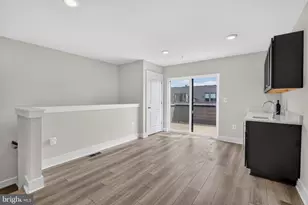 112 Glass Ln, Baltimore, MD 21230 - Photo 13