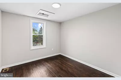 222 N Hilton Street, Baltimore, MD 21229 - Photo 9