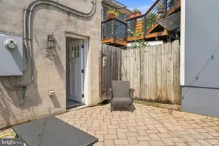219 Collington Ave S, Baltimore, MD 21231 - Photo 43