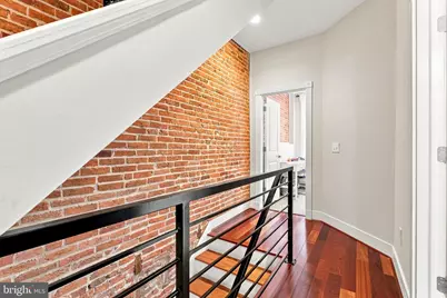 219 Collington Avenue S, Baltimore, MD 21231 - Photo 19