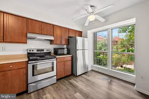 919 Dartmouth Glen Way, Baltimore, MD 21212 - Photo 3