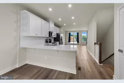 814 Watts Street, Baltimore, MD 21217 - Photo 9