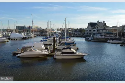 100 Harborview Drive #411, Baltimore, MD 21230 - Photo 47
