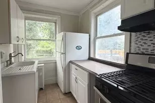 2206 Lyndhurst Ave, Baltimore, MD 21216 - Photo 3