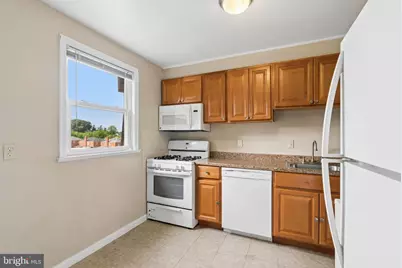 6431 Walther Avenue #E, Baltimore, MD 21206 - Photo 9