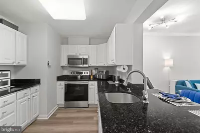 23 Pierside Drive #326, Baltimore, MD 21230 - Photo 11