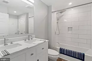 23 Pierside Dr, Baltimore, MD 21230 - Photo 21
