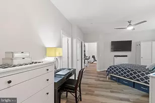 23 Pierside Dr, Baltimore, MD 21230 - Photo 19