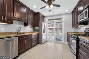 528 S Curley St, Baltimore, MD 21224 - Photo 9