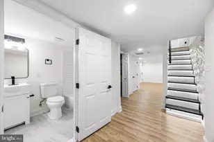 102 N East Ave, Baltimore, MD 21224 - Photo 43
