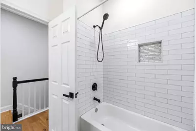 102 N East Avenue, Baltimore, MD 21224 - Photo 15