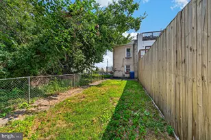 1354 N Fremont Ave, Baltimore, MD 21217 - Photo 27
