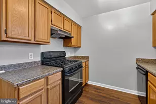 1354 N Fremont Ave, Baltimore, MD 21217 - Photo 9