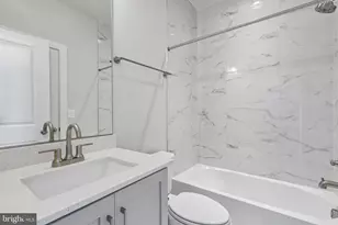 2721 Ferry Bar Dr, Baltimore, MD 21230 - Photo 39