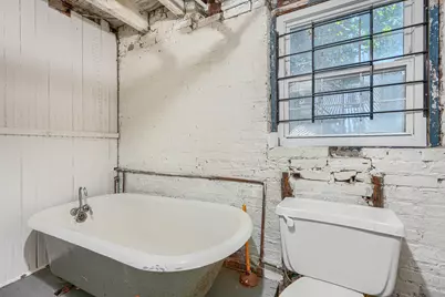 205 E 32nd, Baltimore, MD 21218 - Photo 31