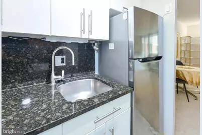 1 E University Parkway #409, Baltimore, MD 21218 - Photo 9