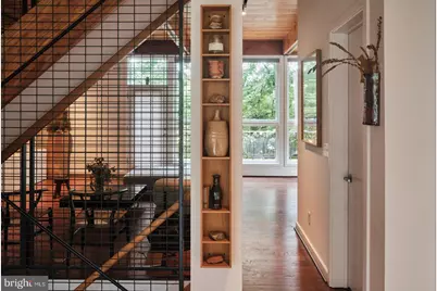 2076 Eric Shaefer, Baltimore, MD 21211 - Photo 27