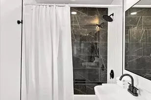 1300 E 35th St, Baltimore, MD 21218 - Photo 25