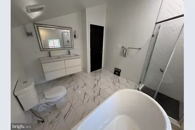 404 George Street, Baltimore, MD 21201 - Photo 15