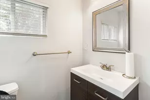2404 Chelsea Terrace, Baltimore, MD 21216 - Photo 13