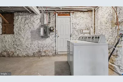 2825 W Lafayette Avenue, Baltimore, MD 21216 - Photo 33