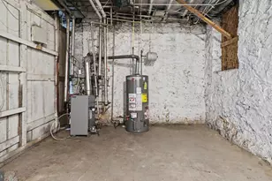 2825 W Lafayette Ave, Baltimore, MD 21216 - Photo 31
