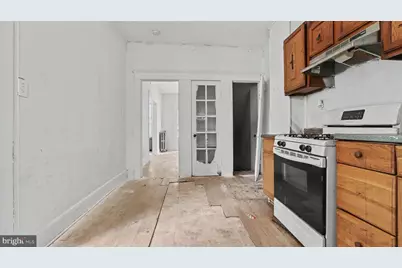 2825 W Lafayette Avenue, Baltimore, MD 21216 - Photo 11