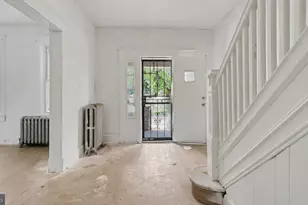 2825 W Lafayette Ave, Baltimore, MD 21216 - Photo 13