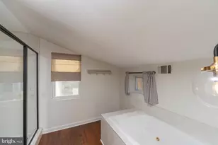306 S Washington St, Baltimore, MD 21231 - Photo 25