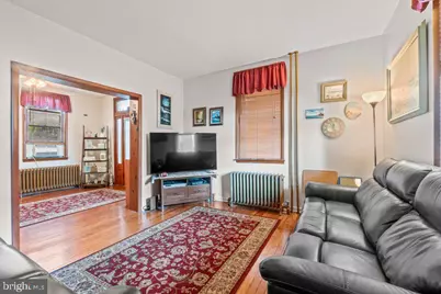 3915 W Overlea Avenue, Baltimore, MD 21206 - Photo 11