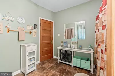 3915 W Overlea Avenue, Baltimore, MD 21206 - Photo 25
