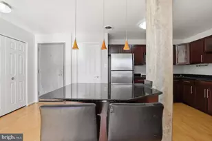 1011 Hunter St, Baltimore, MD 21202 - Photo 7