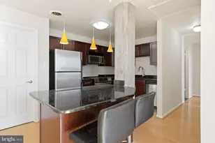 1011 Hunter St, Baltimore, MD 21202 - Photo 3