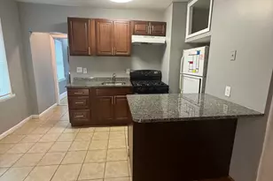 323 Collins Ave, Baltimore, MD 21229 - Photo 5