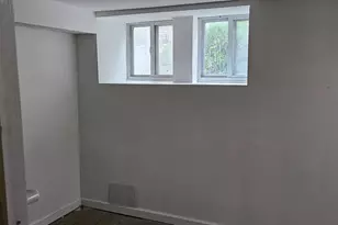4031 Greenmount Ave, Baltimore, MD 21218 - Photo 9
