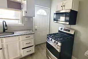 4945 Edgemere Ave, Baltimore, MD 21215 - Photo 9
