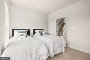 828 Watts St, Baltimore, MD 21217 - Photo 37