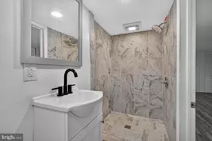 3801 8th St, Baltimore, MD 21225 - Photo 13