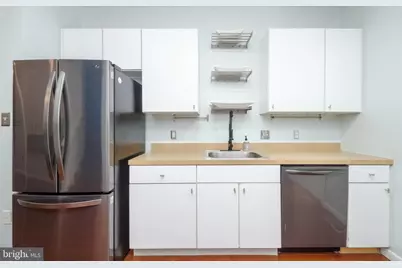 428 E Oliver Street, Baltimore, MD 21202 - Photo 11