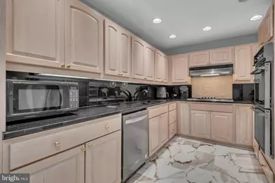 10 E Lee Street #2408, Baltimore, MD 21202 - Photo 51