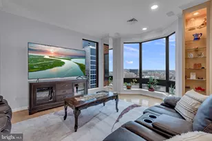 10 E Lee St, Baltimore, MD 21202 - Photo 57