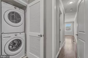 610 S Robinson St, Baltimore, MD 21224 - Photo 27