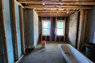 1666 Cliftview Ave, Baltimore, MD 21213 - Photo 9