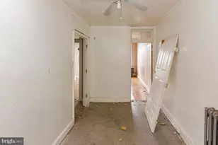 512 E 35th St, Baltimore, MD 21218 - Photo 17