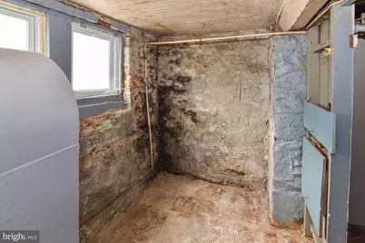 512 E 35th Street, Baltimore, MD 21218 - Photo 31