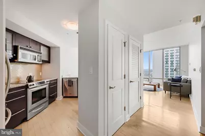 675 President Street #2202, Baltimore, MD 21202 - Photo 3