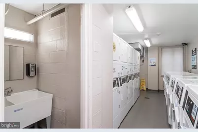 1 E University Parkway E #602, Baltimore, MD 21218 - Photo 27